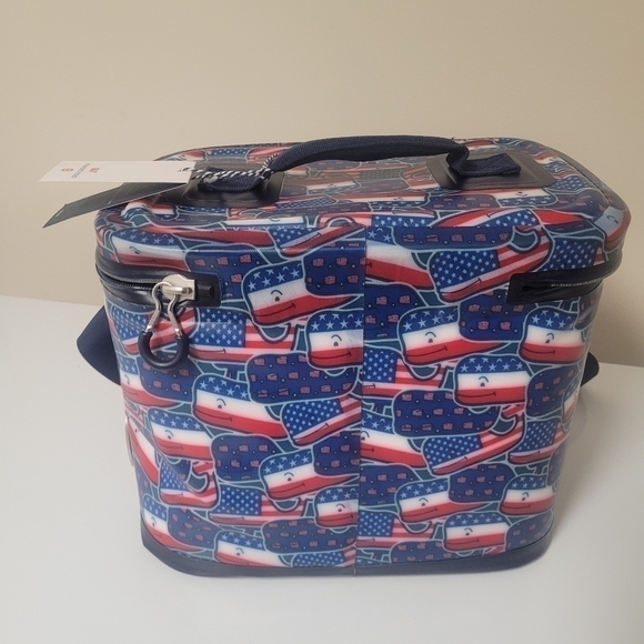 Vineyard Vines  Whale and USA Flag Red White & Blue 12 Can Cooler NWT - Picture 12 of 12